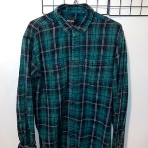 Green Flannel Only & Sons shirt